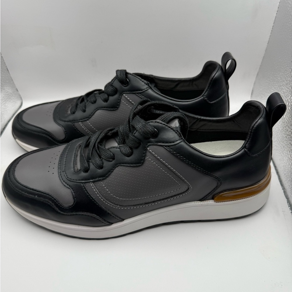 Sleek Black Leather Men's Sneakers - Picture 2 of 5